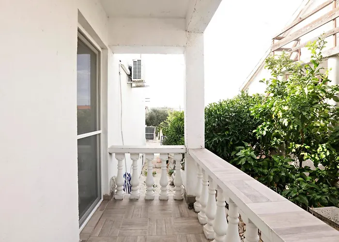 Daire With Parking Space Kanica, - 23538 Rogoznica (Sibenik-Knin)