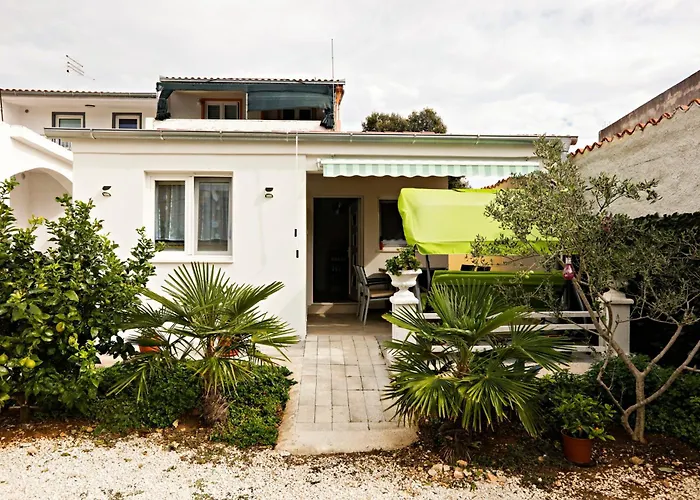 Daire With Parking Space Kanica, - 23538