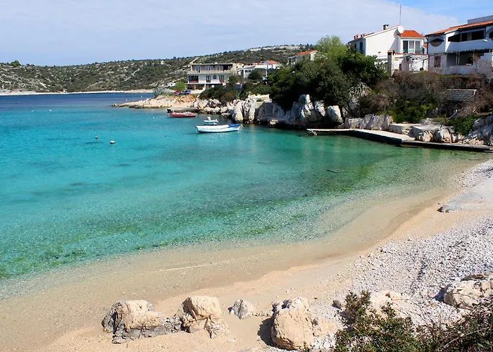 With Parking Space Kanica, - 23538 Apartamento Rogoznica (Sibenik-Knin)