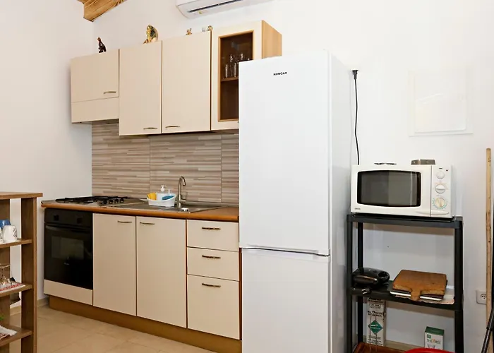 Apartamento With Parking Space Kanica, - 23538 Rogoznica (Sibenik-Knin)